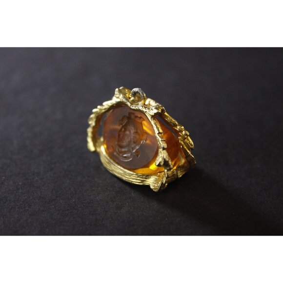 Vintage yellow glass Medusa intaglio fob, gentlemans watch fob - Picture 5 of 9